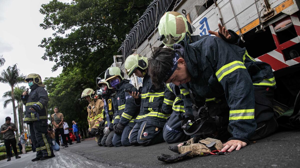 為了多救活一個人—支持台灣消防員鬥爭